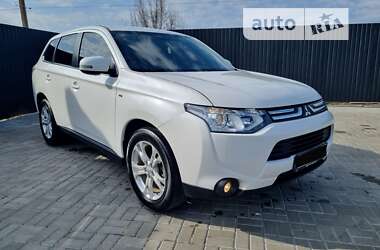 Позашляховик / Кросовер Mitsubishi Outlander 2013 в Черкасах