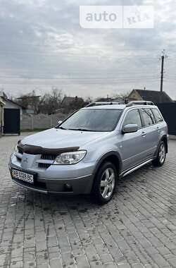 Внедорожник / Кроссовер Mitsubishi Outlander 2004 в Виннице