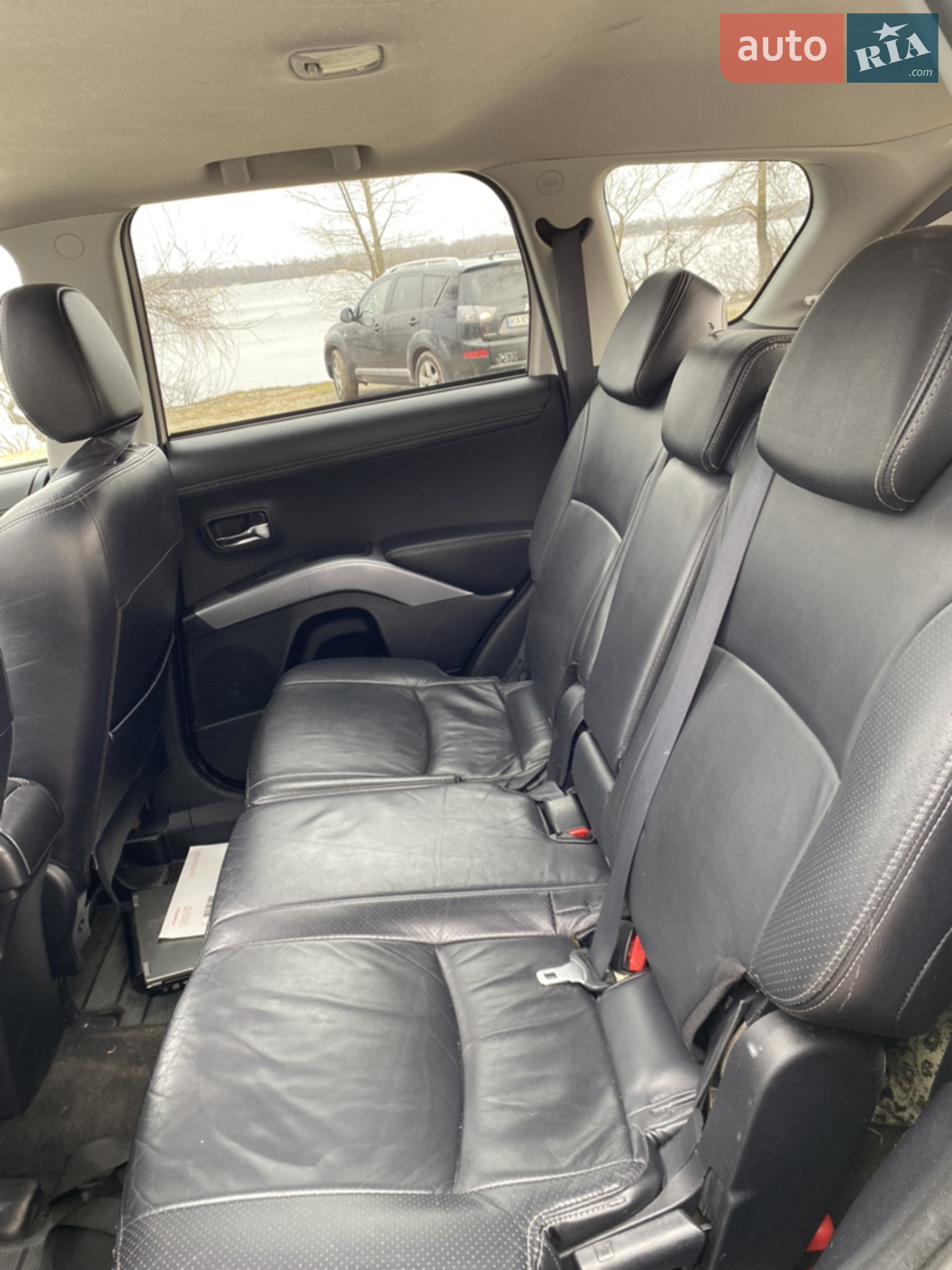 2011 Mitsubishi Outlander - мініатюра 15