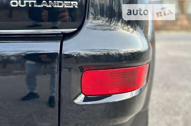 Позашляховик / Кросовер Mitsubishi Outlander 2012 в Охтирці