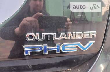 Внедорожник / Кроссовер Mitsubishi Outlander 2014 в Червонограде