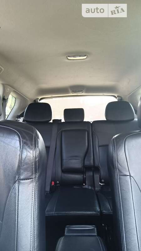 Позашляховик / Кросовер Mitsubishi Outlander 2010 в Харкові