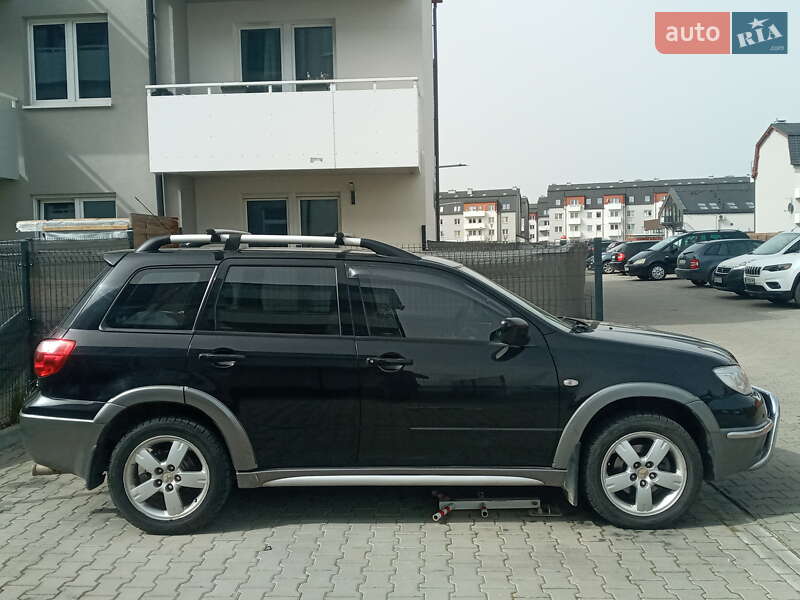 Mitsubishi Outlander 2006