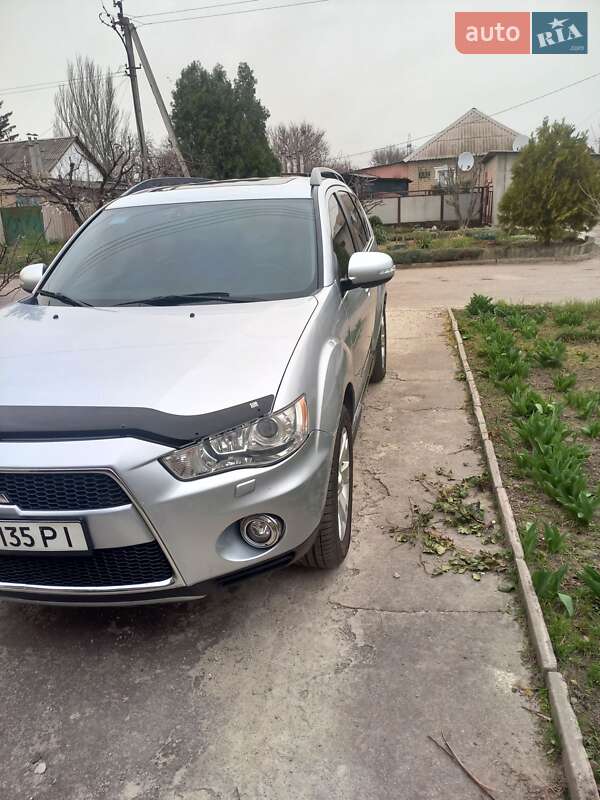 Внедорожник / Кроссовер Mitsubishi Outlander 2012 в Запорожье фото 17 Внедорожник / Кроссовер Mitsubishi Outlander 2012 в Запорожье