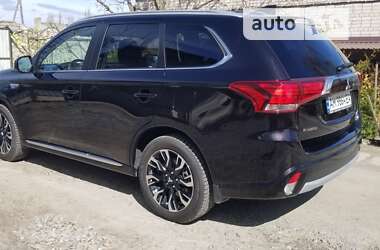 Позашляховик / Кросовер Mitsubishi Outlander 2018 в Бердичеві