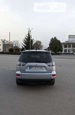 Внедорожник / Кроссовер Mitsubishi Outlander 2012 в Славянске