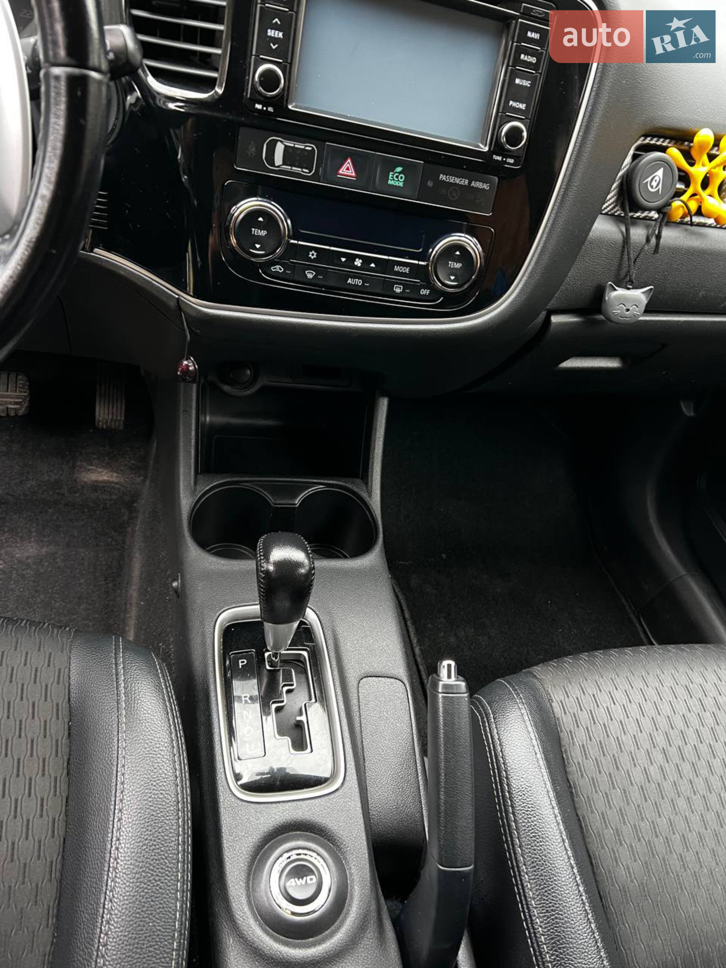 2014 Mitsubishi Outlander - мініатюра 8
