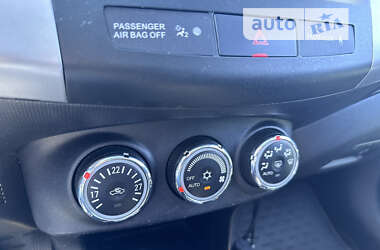 Позашляховик / Кросовер Mitsubishi Outlander 2011 в Ірпені