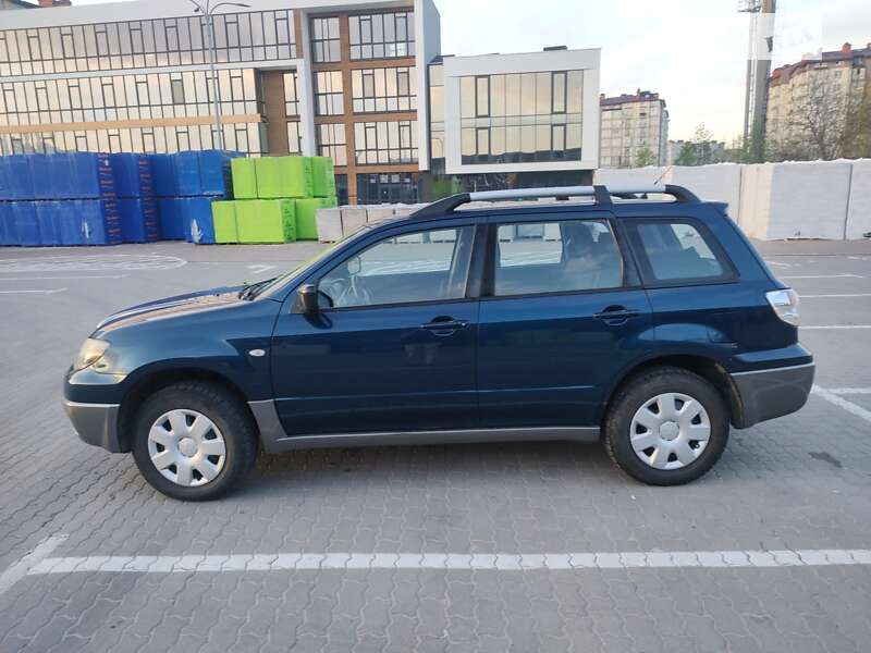 Внедорожник / Кроссовер Mitsubishi Outlander 2004 в Ивано-Франковске