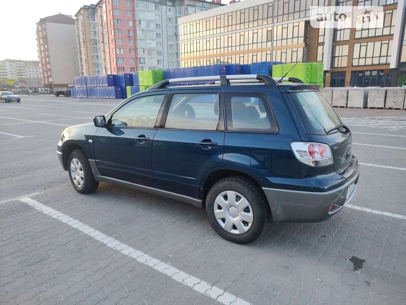 Внедорожник / Кроссовер Mitsubishi Outlander 2004 в Ивано-Франковске