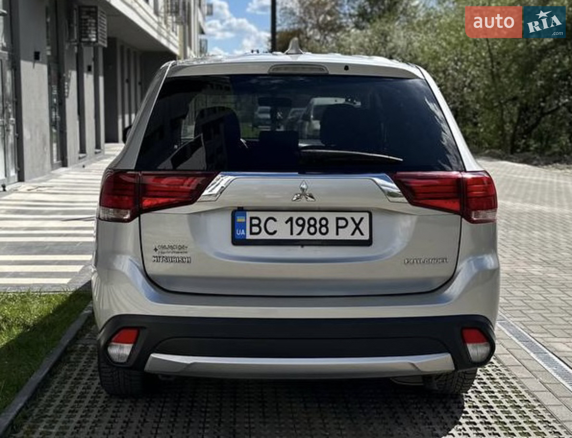 2018 Mitsubishi Outlander - мініатюра 2