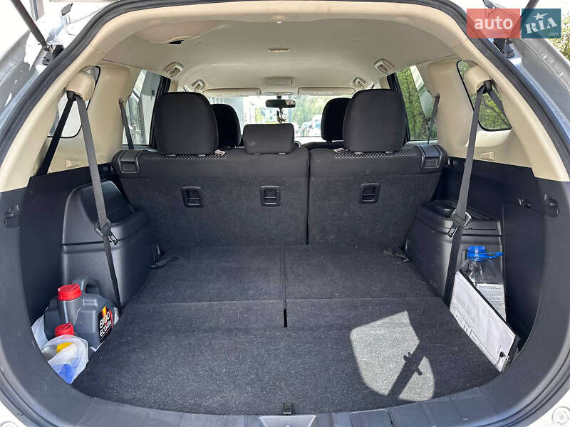 Позашляховик / Кросовер Mitsubishi Outlander 2018 в Львові