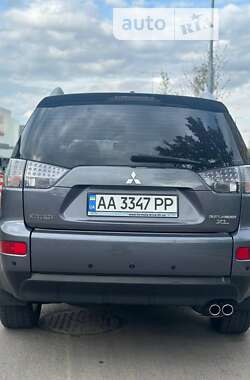 Позашляховик / Кросовер Mitsubishi Outlander 2007 в Києві