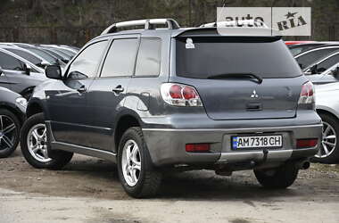 Внедорожник / Кроссовер Mitsubishi Outlander 2004 в Бердичеве