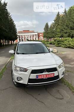 Внедорожник / Кроссовер Mitsubishi Outlander 2012 в Кривом Роге