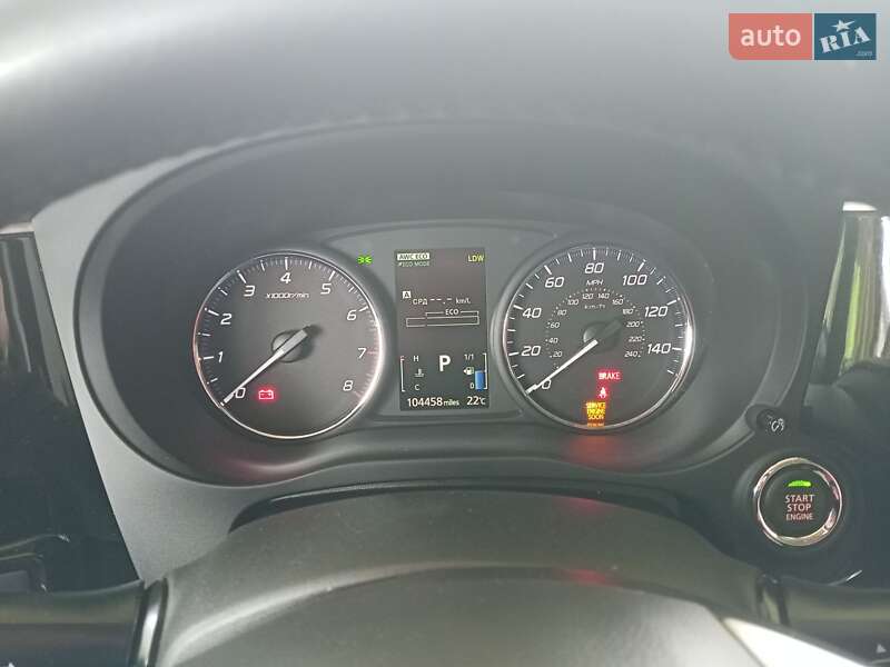 Позашляховик / Кросовер Mitsubishi Outlander 2013 в Львові