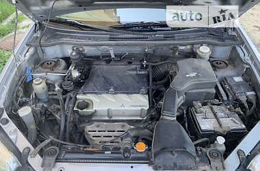 Позашляховик / Кросовер Mitsubishi Outlander 2006 в Львові