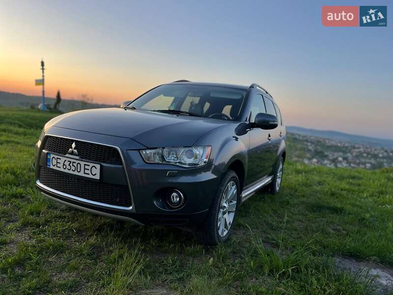 Mitsubishi Outlander 2011