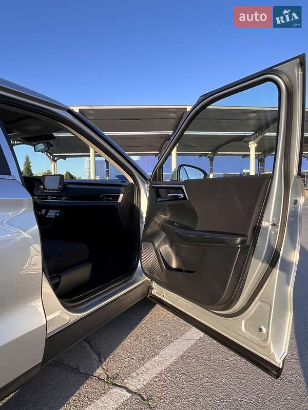 Позашляховик / Кросовер Mitsubishi Outlander 2021 в Запоріжжі