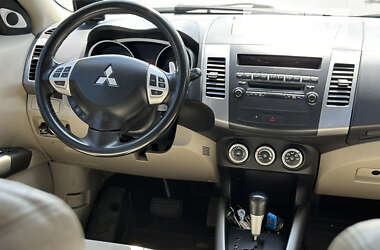 Позашляховик / Кросовер Mitsubishi Outlander 2008 в Дніпрі