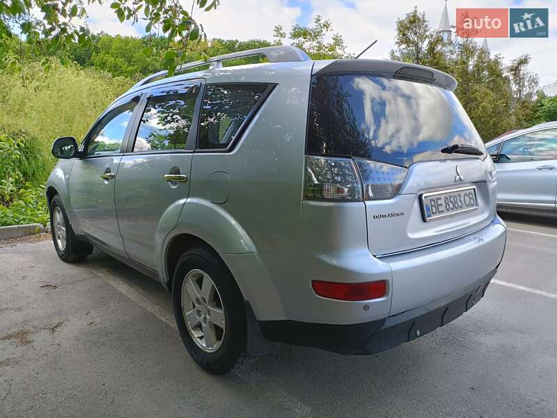 Позашляховик / Кросовер Mitsubishi Outlander 2007 в Вінниці