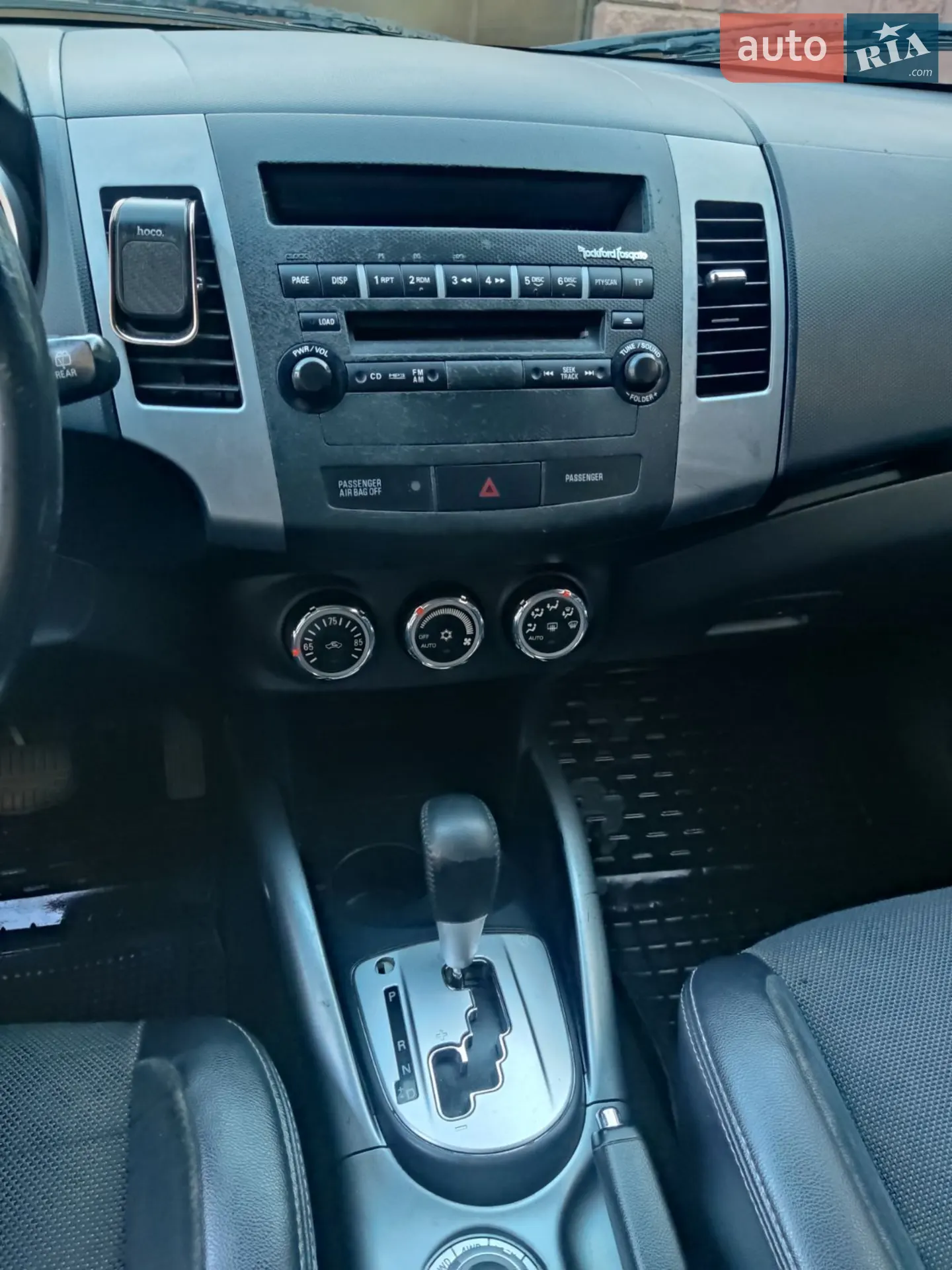 2012 Mitsubishi Outlander - мініатюра 12