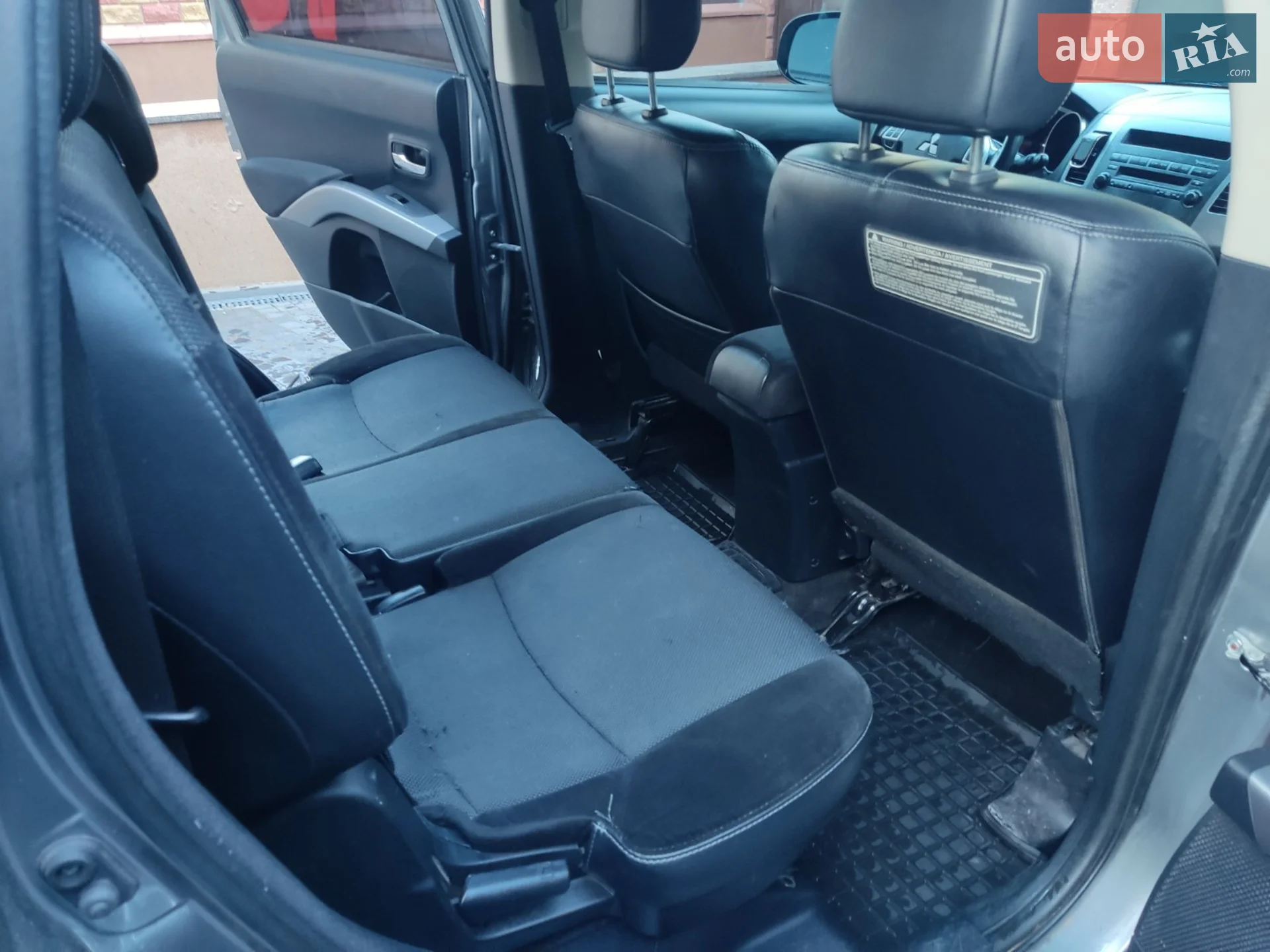 2012 Mitsubishi Outlander - мініатюра 15