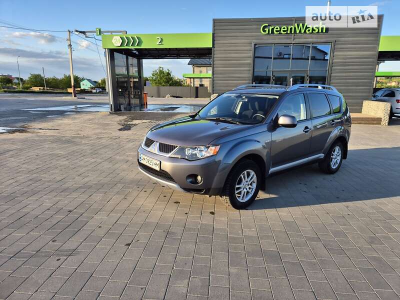 Внедорожник / Кроссовер Mitsubishi Outlander 2007 в Хмельницком