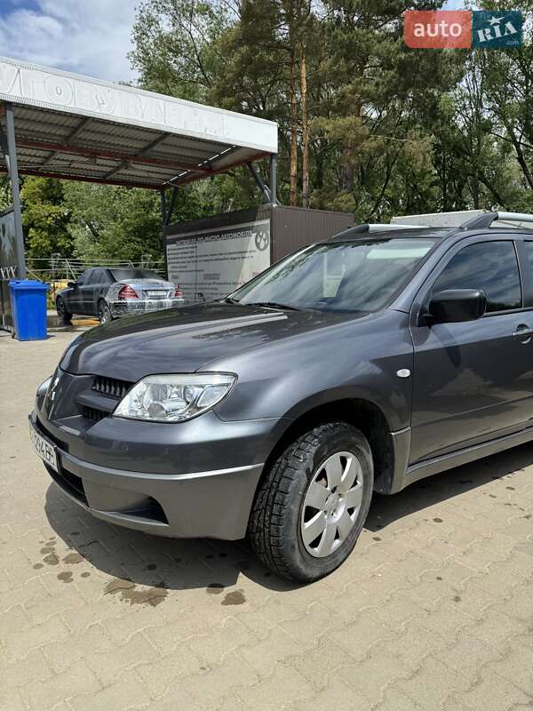 Внедорожник / Кроссовер Mitsubishi Outlander 2008 в Черновцах