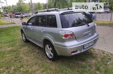 Позашляховик / Кросовер Mitsubishi Outlander 2007 в Києві