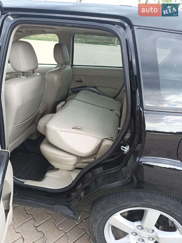 Позашляховик / Кросовер Mitsubishi Outlander 2007 в Чернівцях