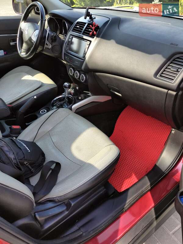 Позашляховик / Кросовер Mitsubishi Outlander 2013 в Дніпрі