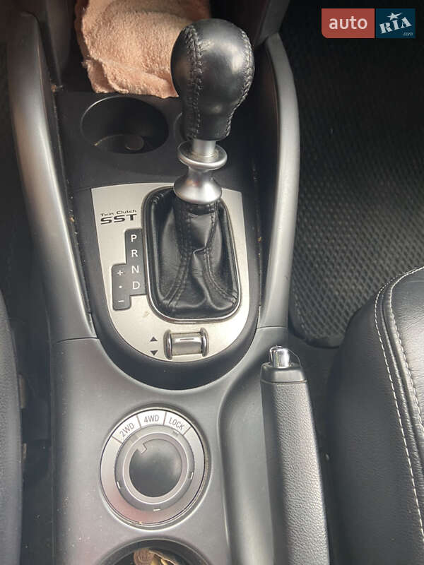 Позашляховик / Кросовер Mitsubishi Outlander 2010 в Старому Самборі