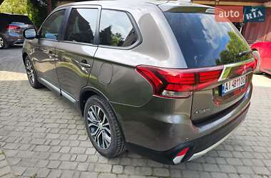 Внедорожник / Кроссовер Mitsubishi Outlander 2018 в Киеве