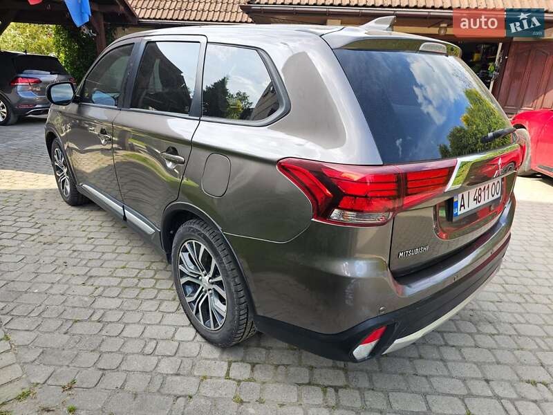 Внедорожник / Кроссовер Mitsubishi Outlander 2018 в Киеве фото 2 Внедорожник / Кроссовер Mitsubishi Outlander 2018 в Киеве