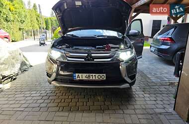 Внедорожник / Кроссовер Mitsubishi Outlander 2018 в Киеве