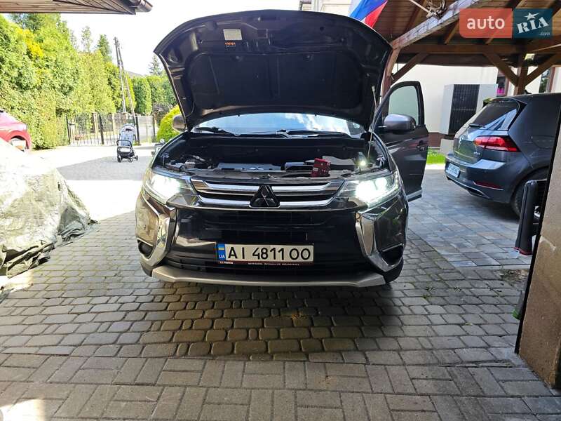 Внедорожник / Кроссовер Mitsubishi Outlander 2018 в Киеве фото 8 Внедорожник / Кроссовер Mitsubishi Outlander 2018 в Киеве