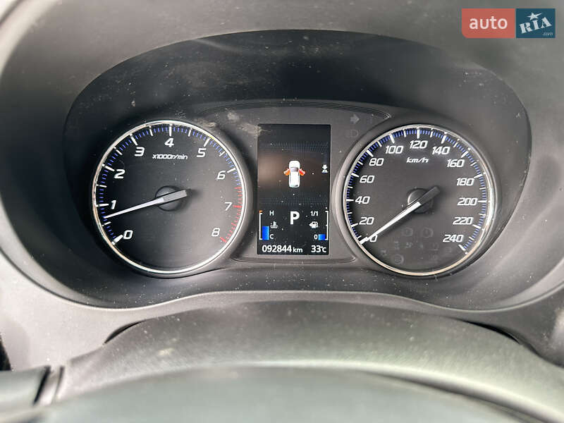 Внедорожник / Кроссовер Mitsubishi Outlander 2019 в Днепре