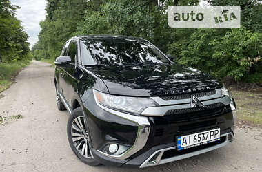 Позашляховик / Кросовер Mitsubishi Outlander 2018 в Білій Церкві