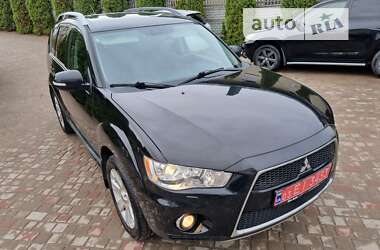 Внедорожник / Кроссовер Mitsubishi Outlander 2010 в Золочеве