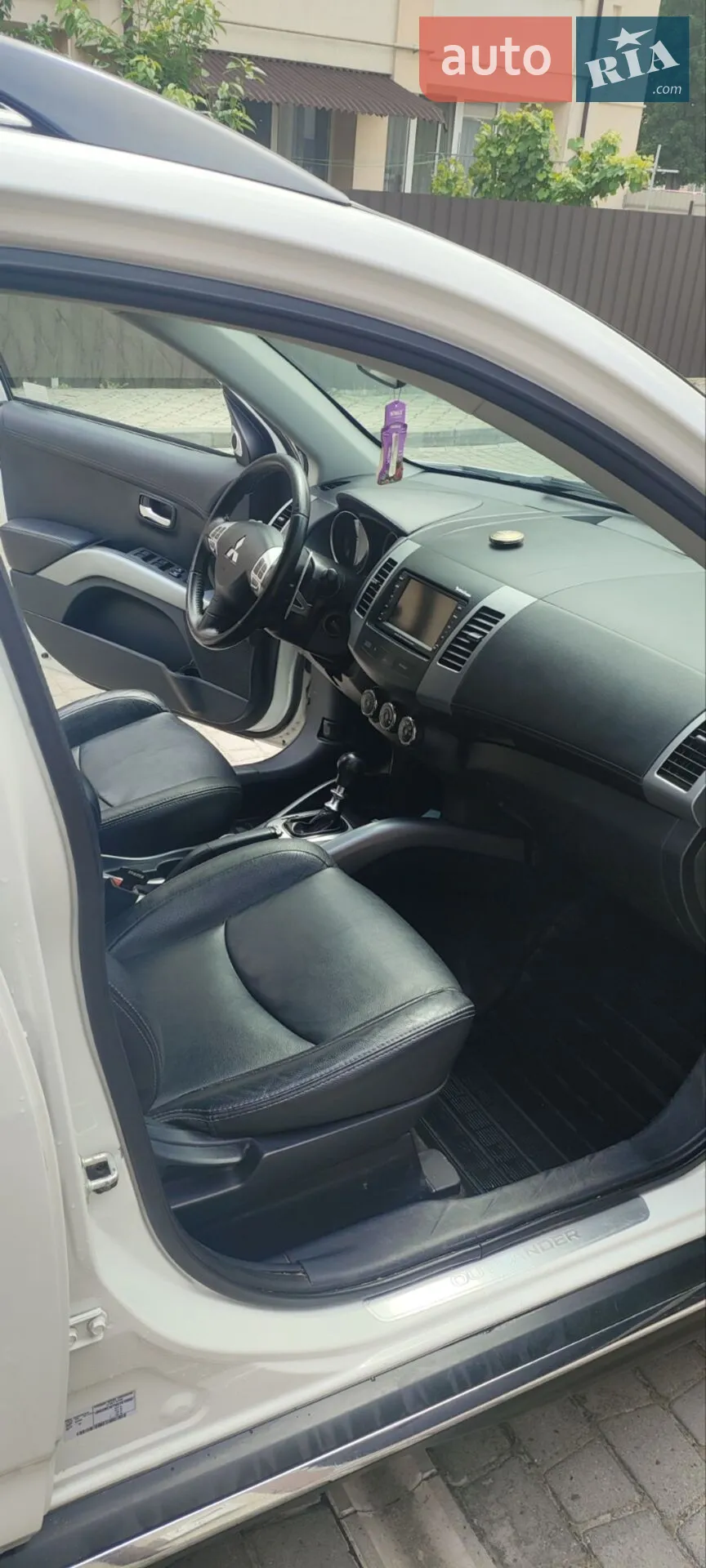 2012 Mitsubishi Outlander - мініатюра 8