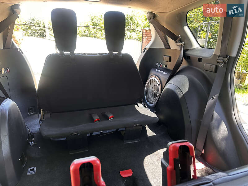 Позашляховик / Кросовер Mitsubishi Outlander 2010 в Чернівцях