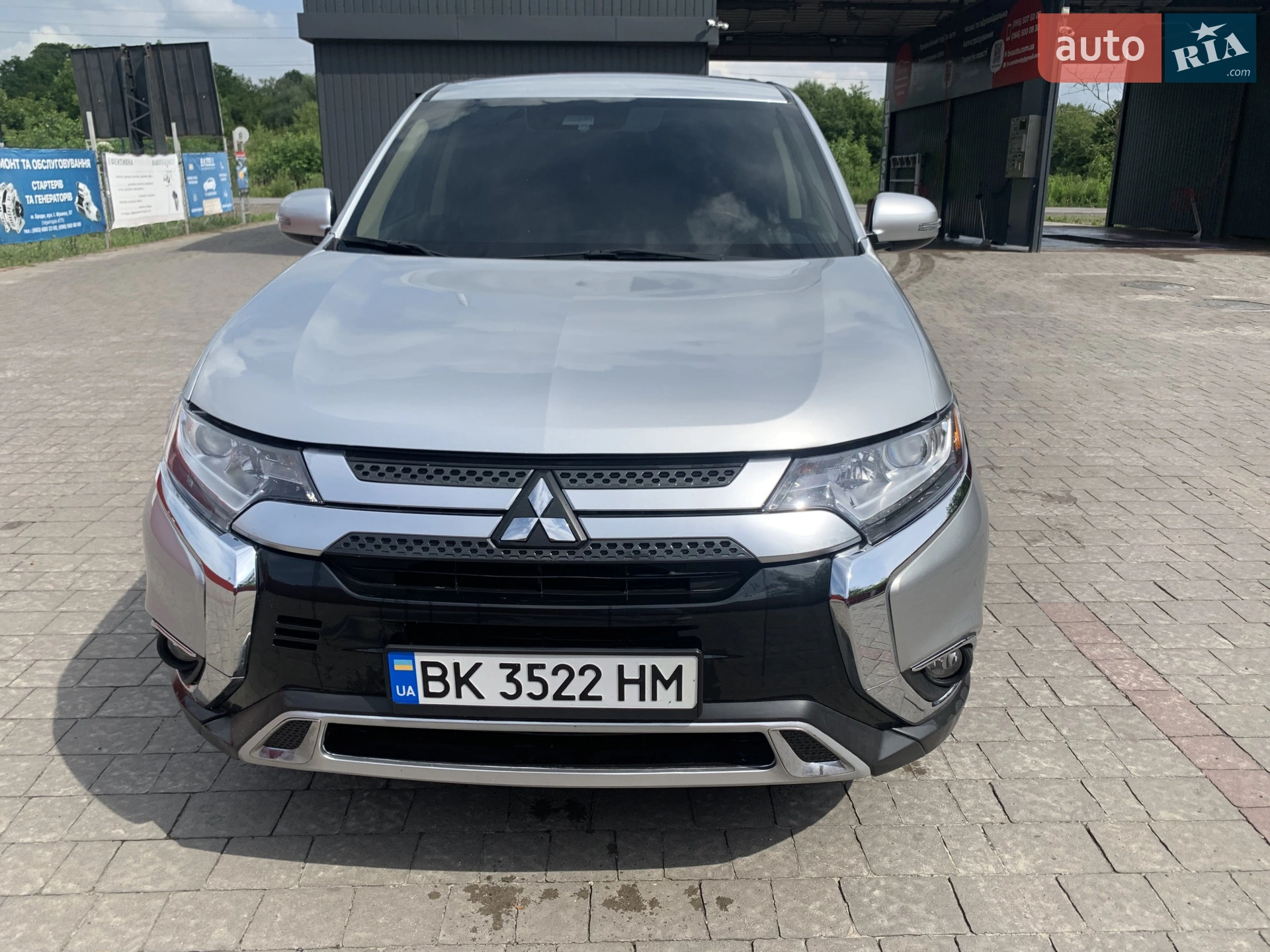 2020 Mitsubishi Outlander - мініатюра 3