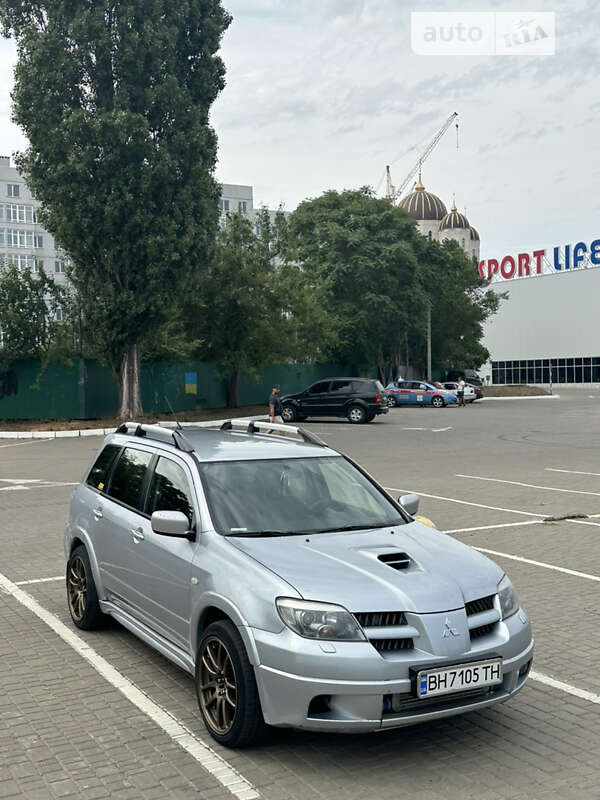 Внедорожник / Кроссовер Mitsubishi Outlander 2005 в Одессе