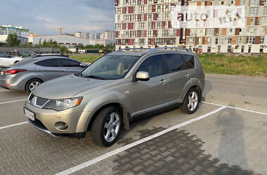 Позашляховик / Кросовер Mitsubishi Outlander 2007 в Києві