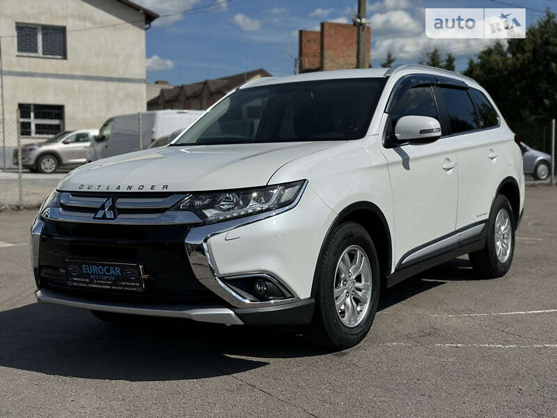 Mitsubishi Outlander 2016