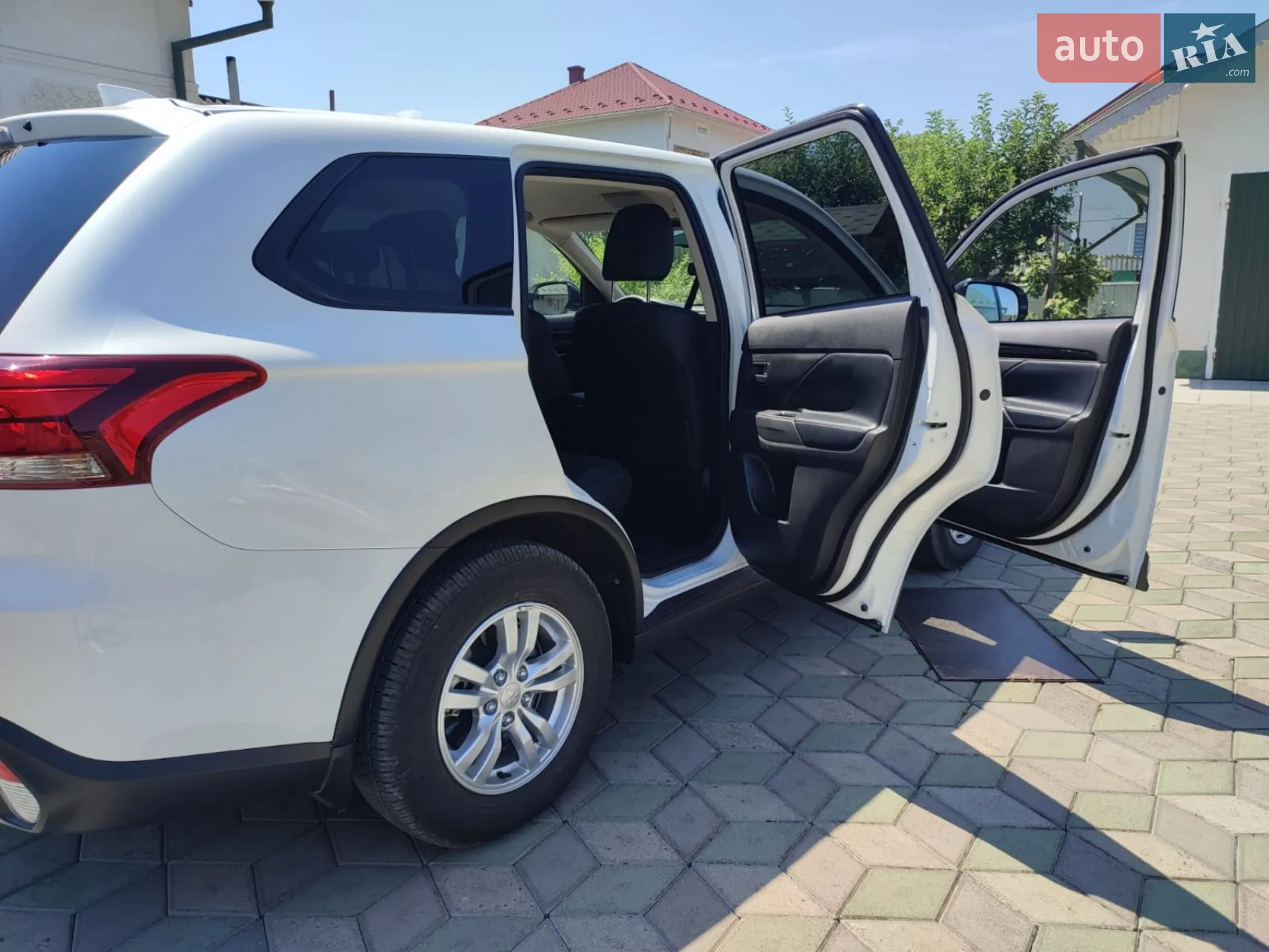 2021 Mitsubishi Outlander - мініатюра 36