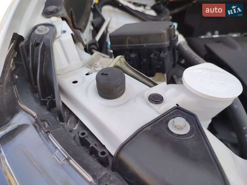 Внедорожник / Кроссовер Mitsubishi Outlander 2021 в Черновцах