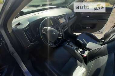 Внедорожник / Кроссовер Mitsubishi Outlander 2013 в Черноморске