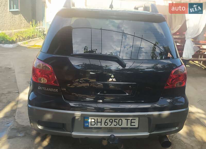 Внедорожник / Кроссовер Mitsubishi Outlander 2005 в Березовке фото 7 Внедорожник / Кроссовер Mitsubishi Outlander 2005 в Березовке